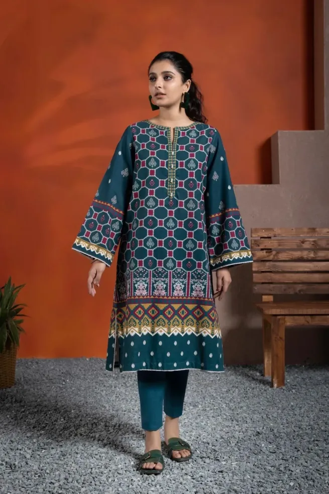 Sapphire Designer Ladies Two Piece Khaddar Salwar Kameez