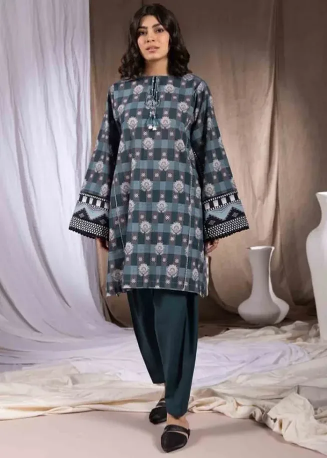 Sapphire Designer Two Piece Khaddar Salwar Kameez
