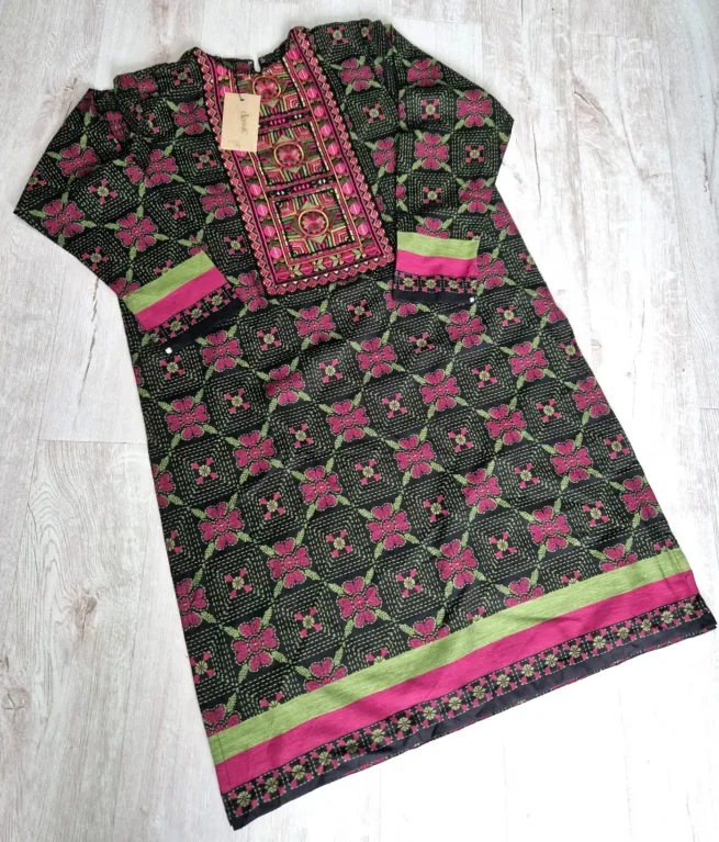 Khaddar Embroidered Sapphire Kurta