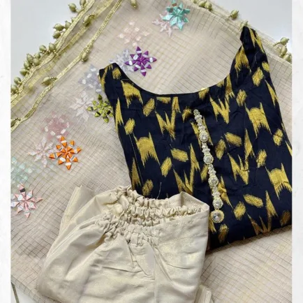 Alternative view of Ready to Wear Chiffon Jacquard Embellished 3 Piece Suit