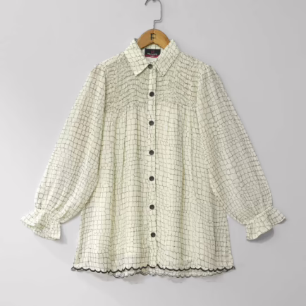 Alternative view of Womens Cream Printed Blouse