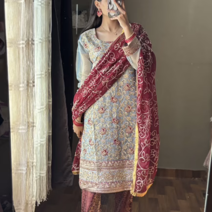 Alternative view of Banarsi Silk Grey Embroidered Outfit
